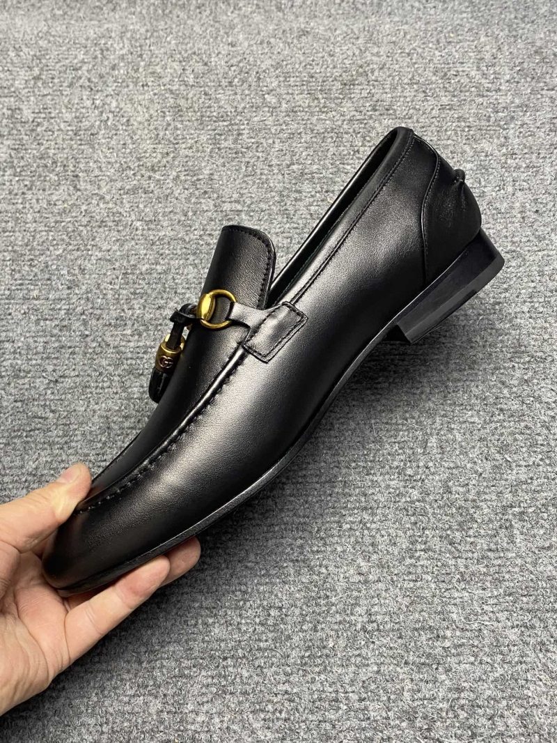 Gucci Leather Shoes